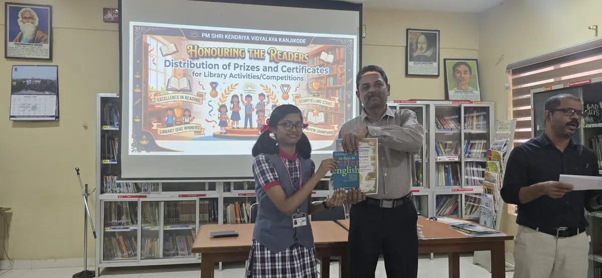 NIA MURALIDHARAN, 10A